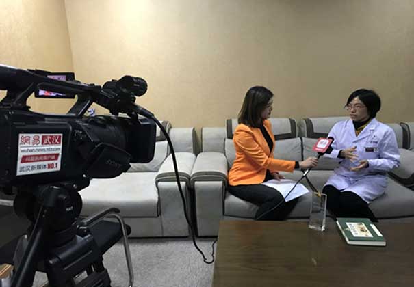 一(yī)元堂<a href=demo2.html target=_blank class=infotextkey>加博士</a>女(nǚ)科(kē)